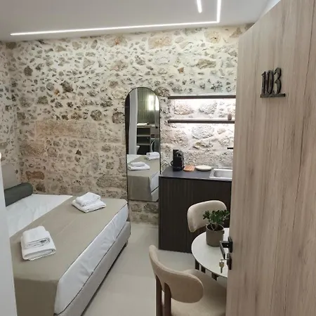 Lustro Boutique